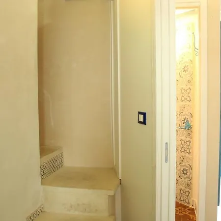 Facile - La Corte 奥特朗托